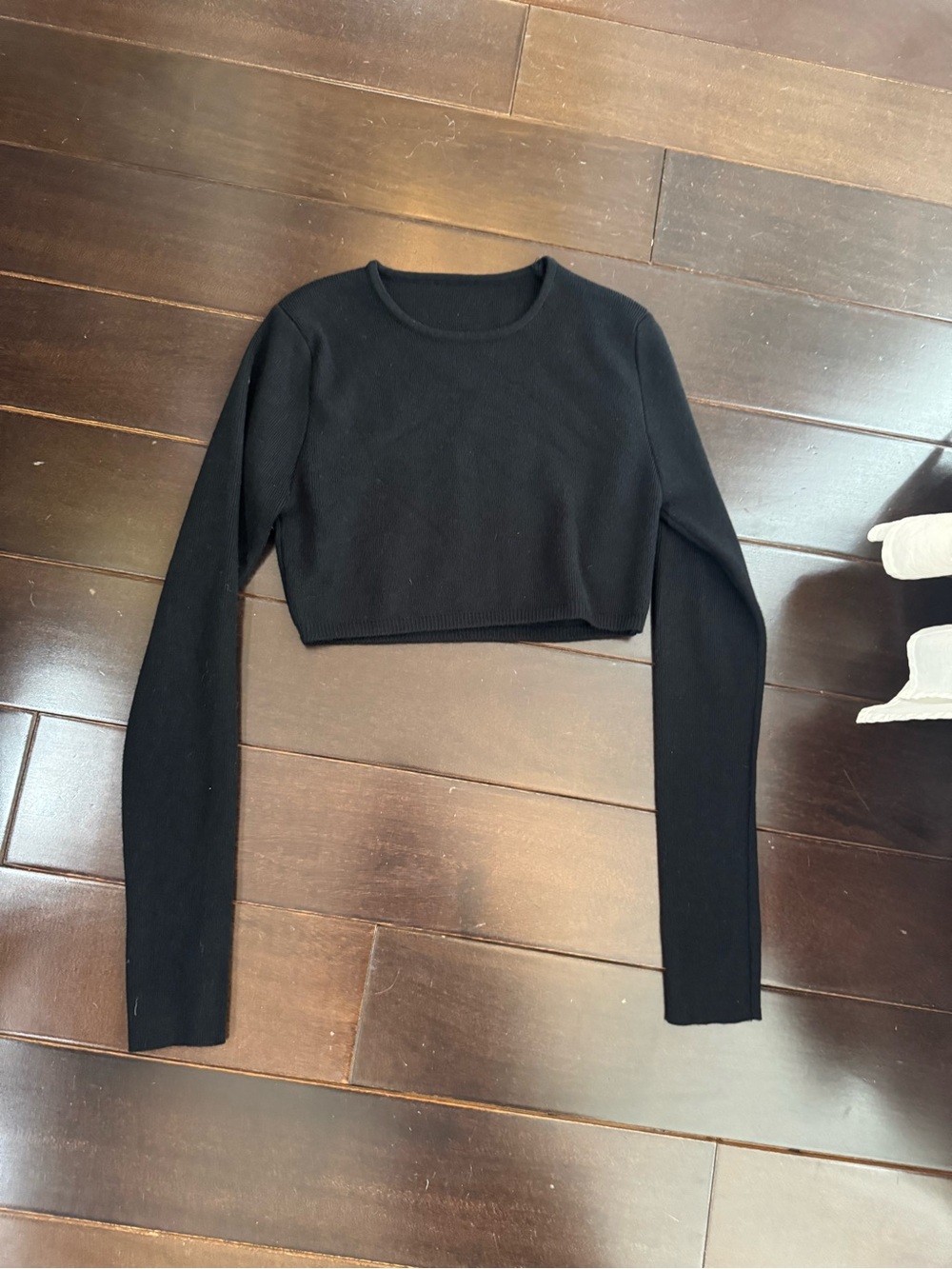 Cropped Long-Sleeve Black Knit Top